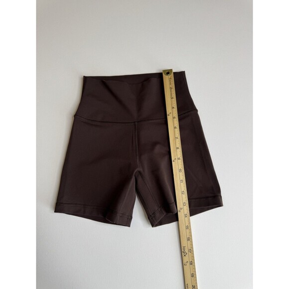 NWOT Aritzia Golden Butter Brown Biker Shorts Size 4 Women’s Workout - Picture 5 of 6